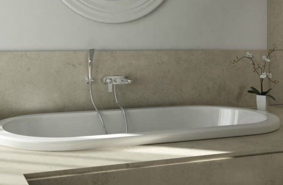 Смеситель для ванны Grohe Veris с душевым набором (32196000)